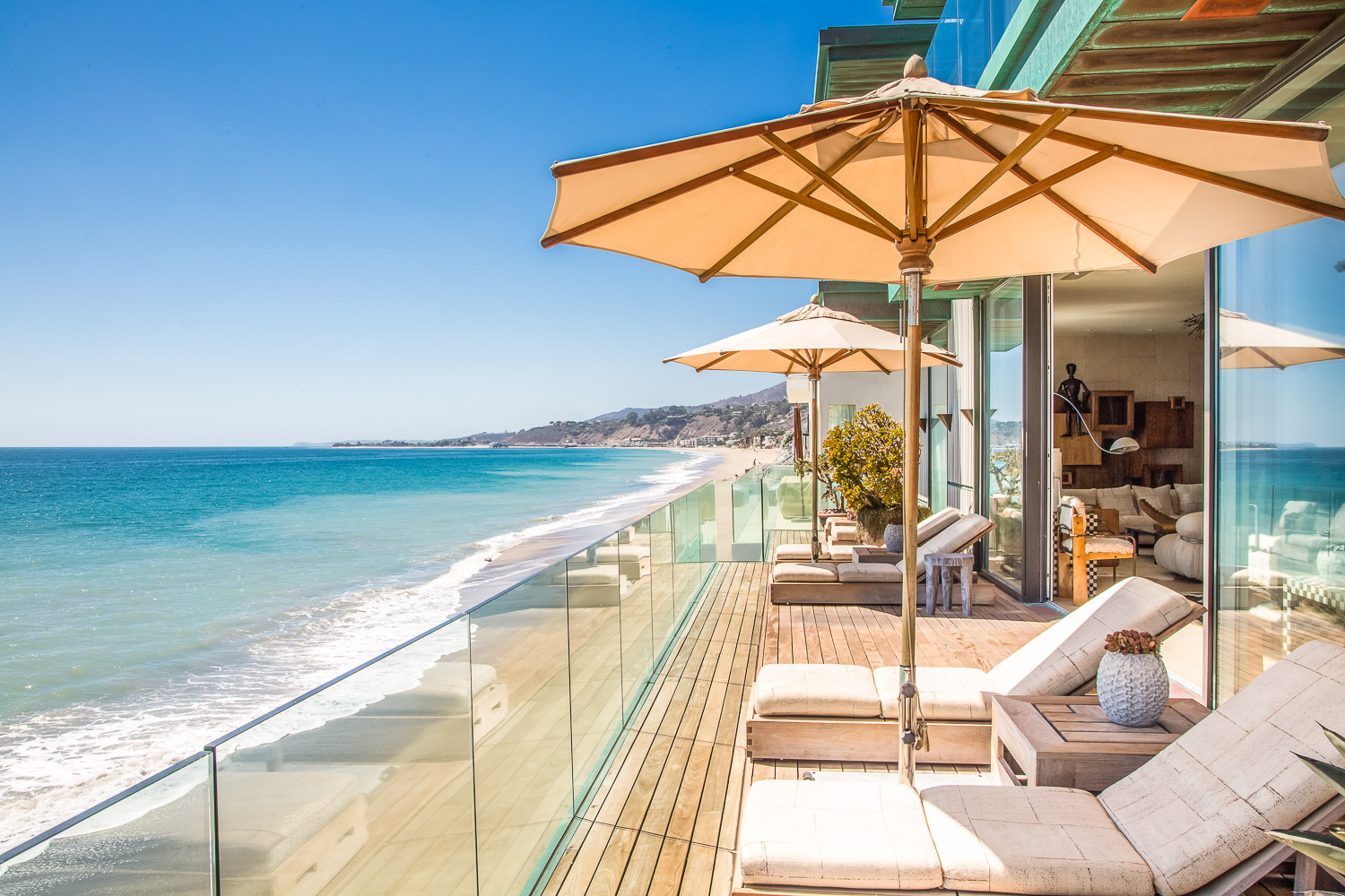 LosAngeles_CarbonBeach_02.jpg